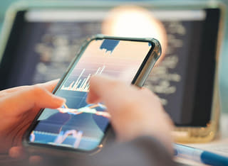 Investor reviewing the clear fund withdrawal and transfer procedure